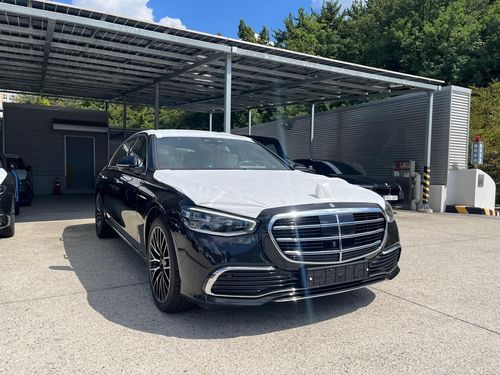 Mercedes-Benz S 450 W223 черный 2024