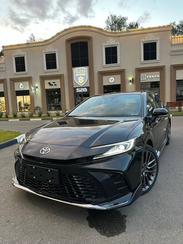 Toyota Camry 80 черный 2024