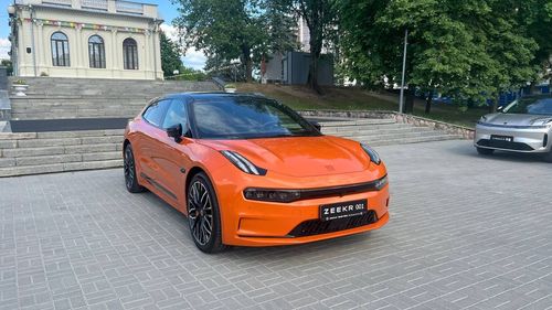 Zeekr 001 Special Edition оранжевый 2024